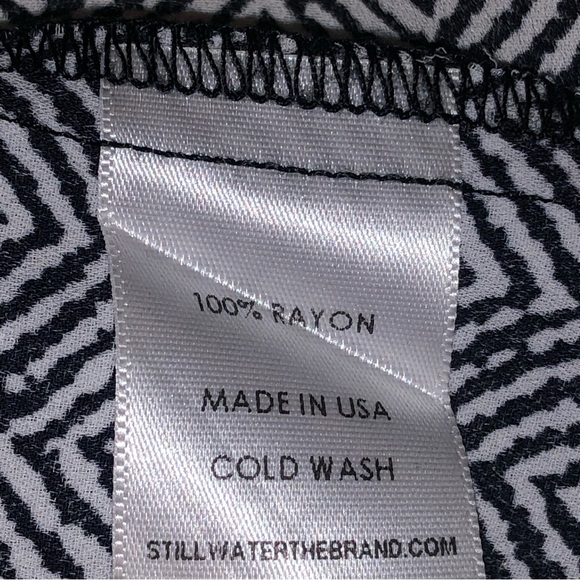 ✔️SOLD NWOT Stillwater Romper M Revolve - Picture 7 of 8